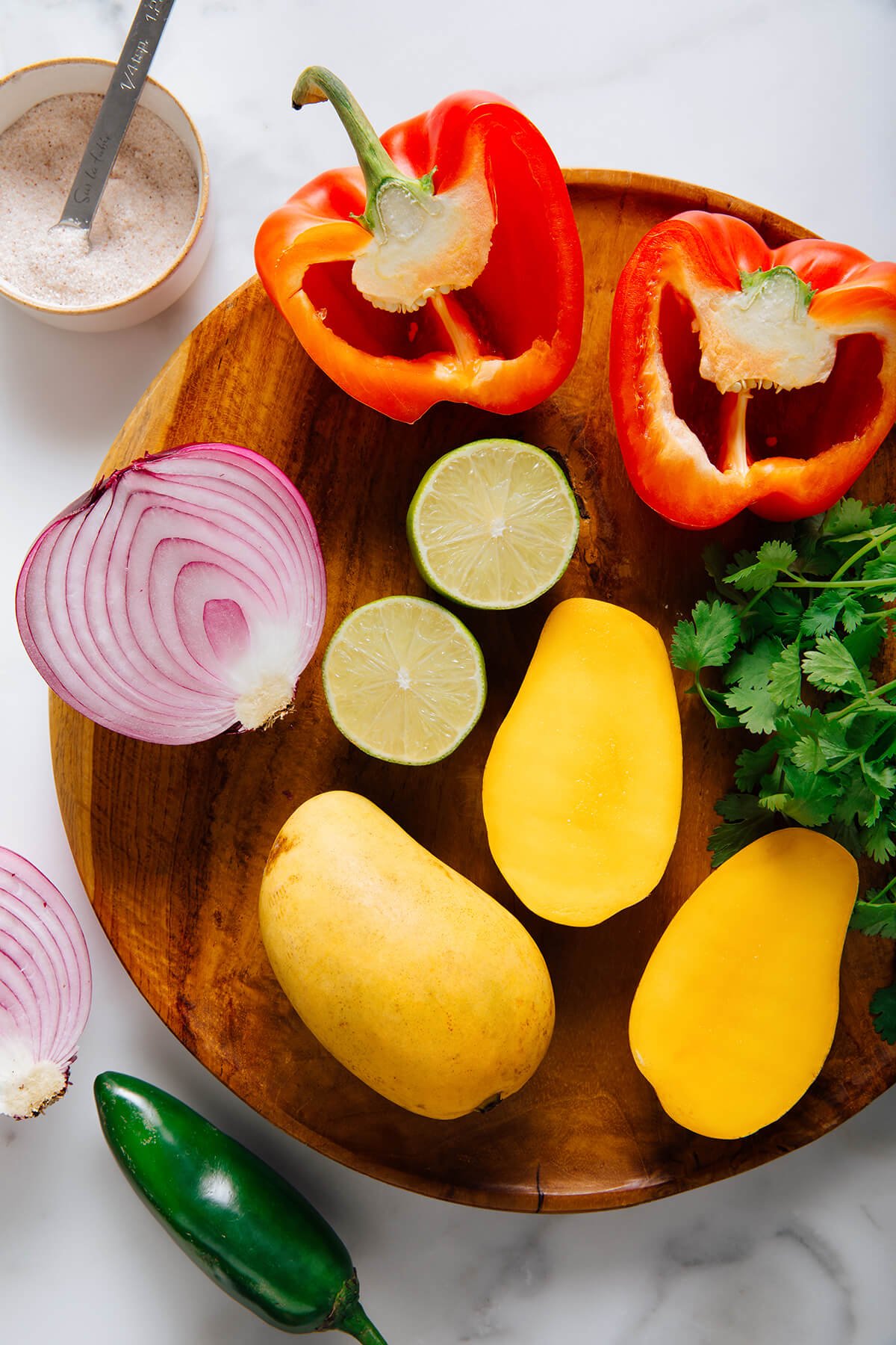 mango salsa ingredients