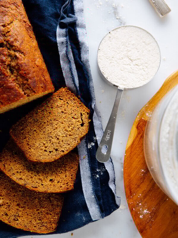 how to measure flour